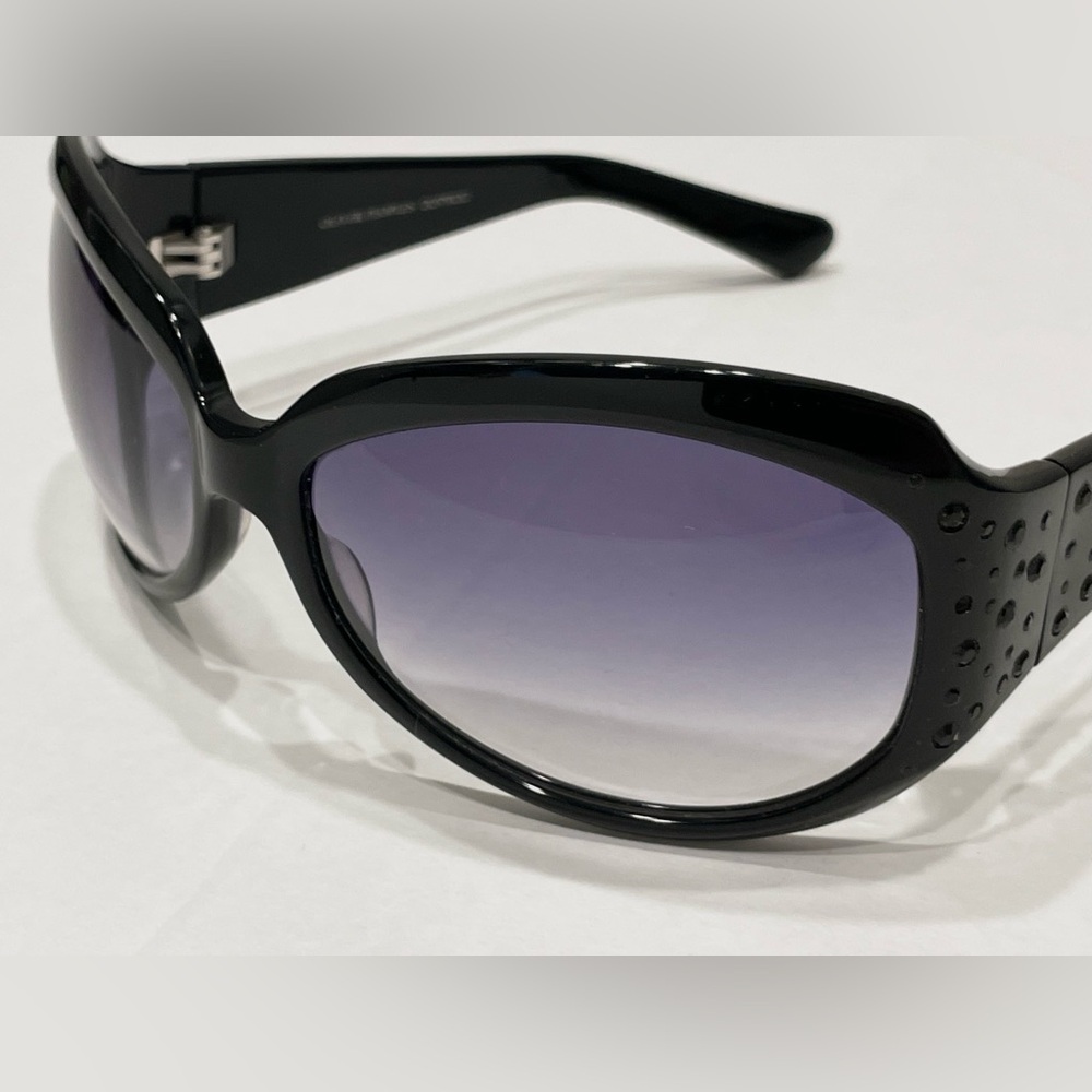 OLIVER PEOPLES Vanadis Rhinestone Crystal
Oversized Black n Purple Sunglasses